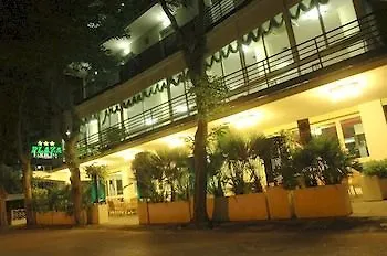 Plaza Hotel 3*