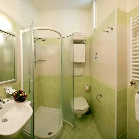 Plaza ホテル ガビッチェ・マーレ